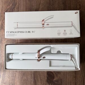 T3 SinglePass Curl 1 1/4" in White and Rose Gold